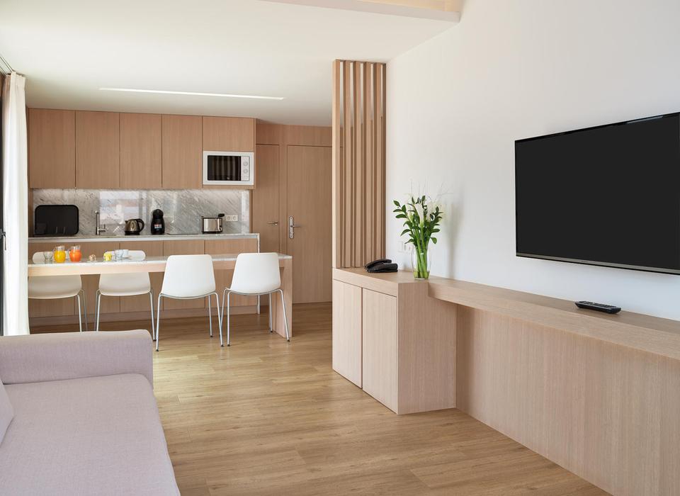 Apartamento 1 dormitorio Deluxe con terraza y solárium privado Hotel Parque la Paz Playa de las Américas Apartamento 1 dormitorio Deluxe con terraza y solárium privado Hotel Parque la Paz Playa de las Américas